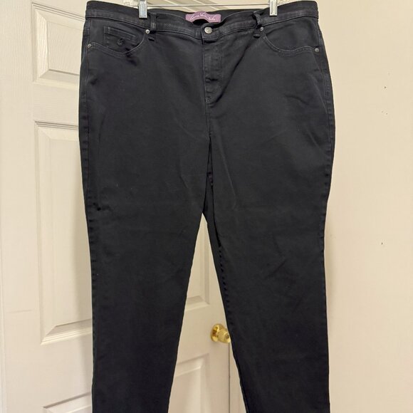 Black Gloria Vanderbilt "Amanda" Jeans 18W - Picture 1 of 7